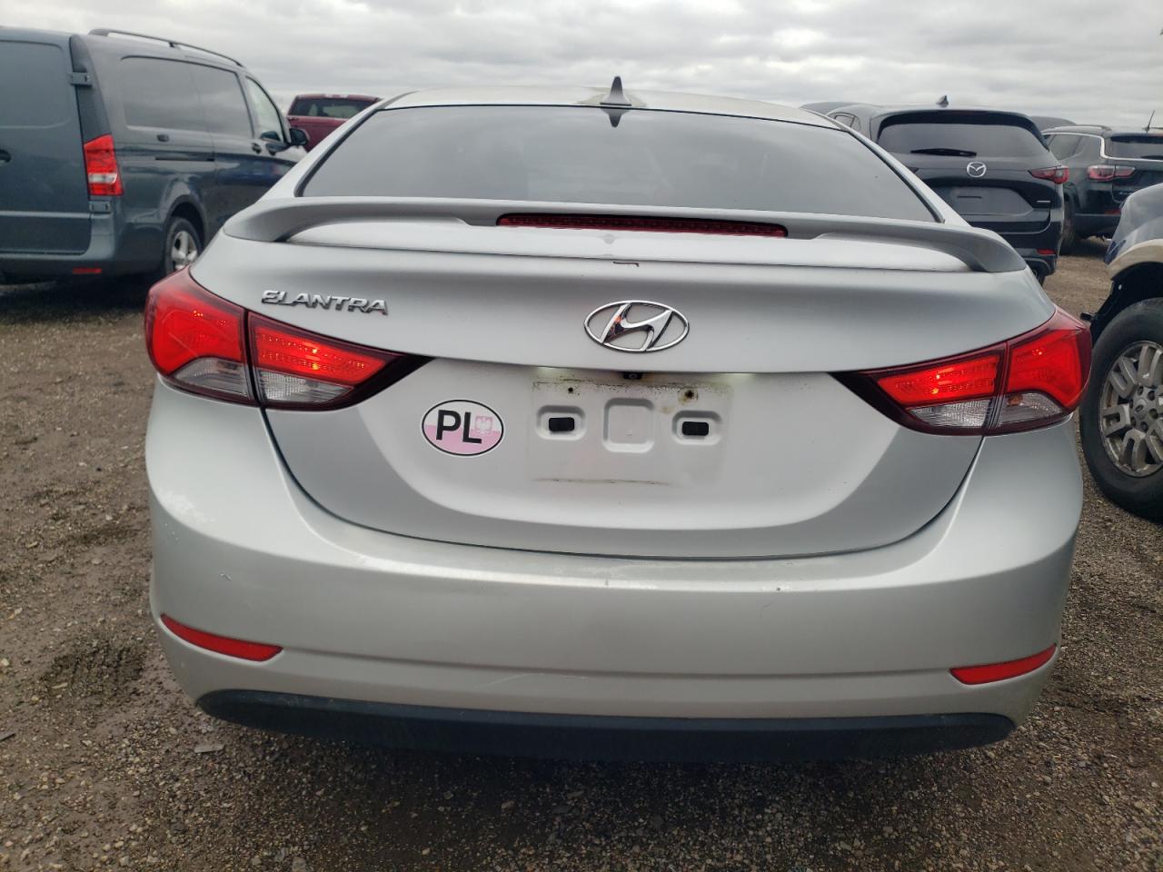2014 Hyundai Elantra - Image 6