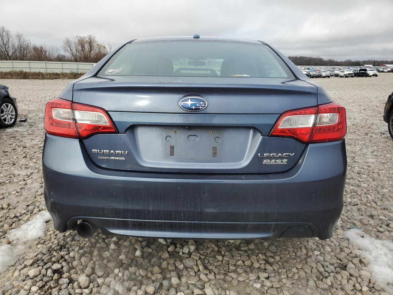 2015 Subaru Legacy 2.5I Premium VIN: 4S3BNAC64F3003829 Lot: 81460384