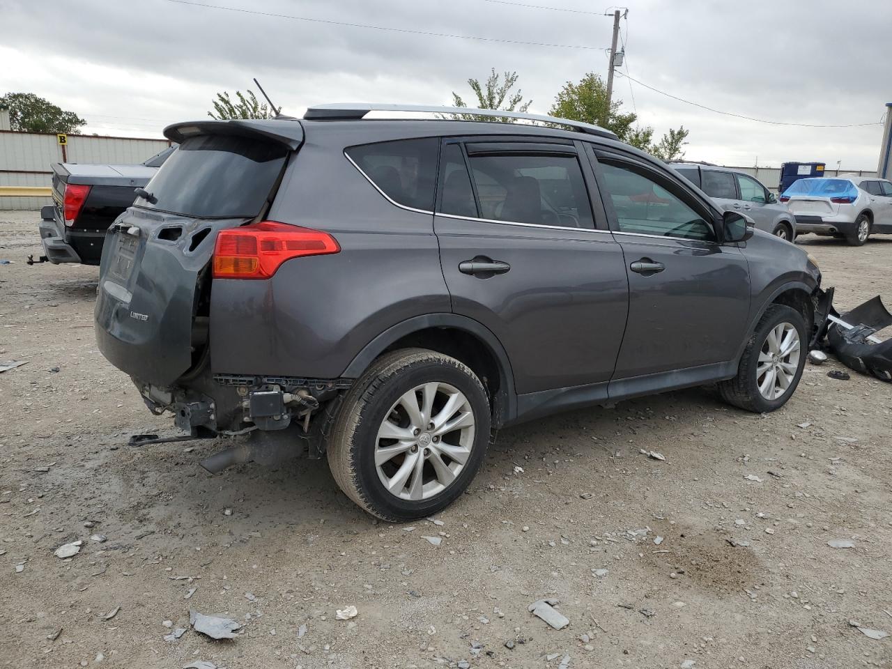 VIN 2T3YFREV8DW040208 2013 TOYOTA RAV4 no.3