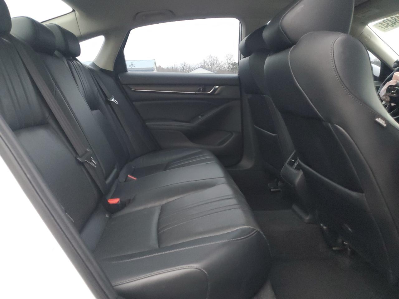 2018 Honda Accord - Image 11