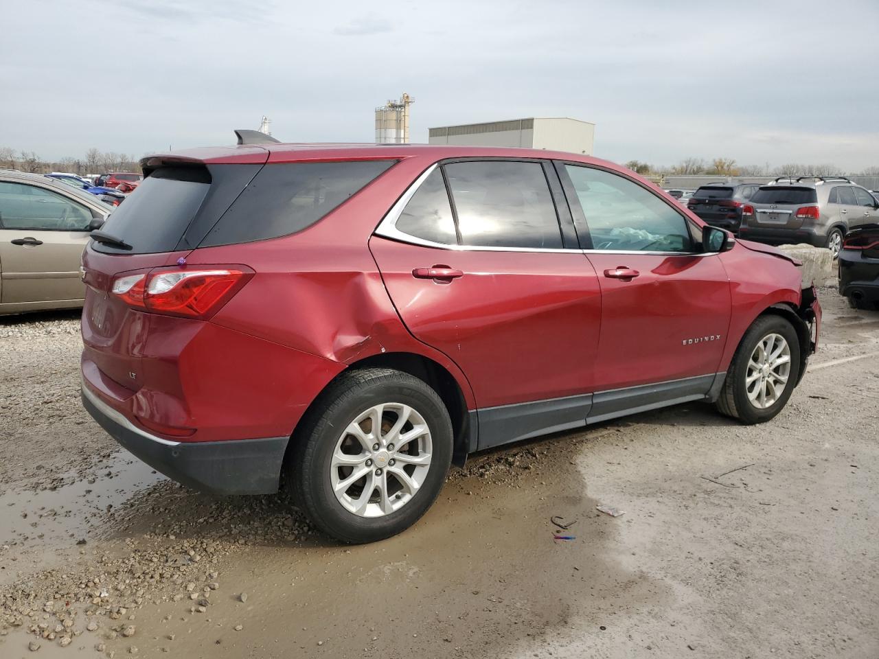 2019 Chevrolet Equinox - Image 3