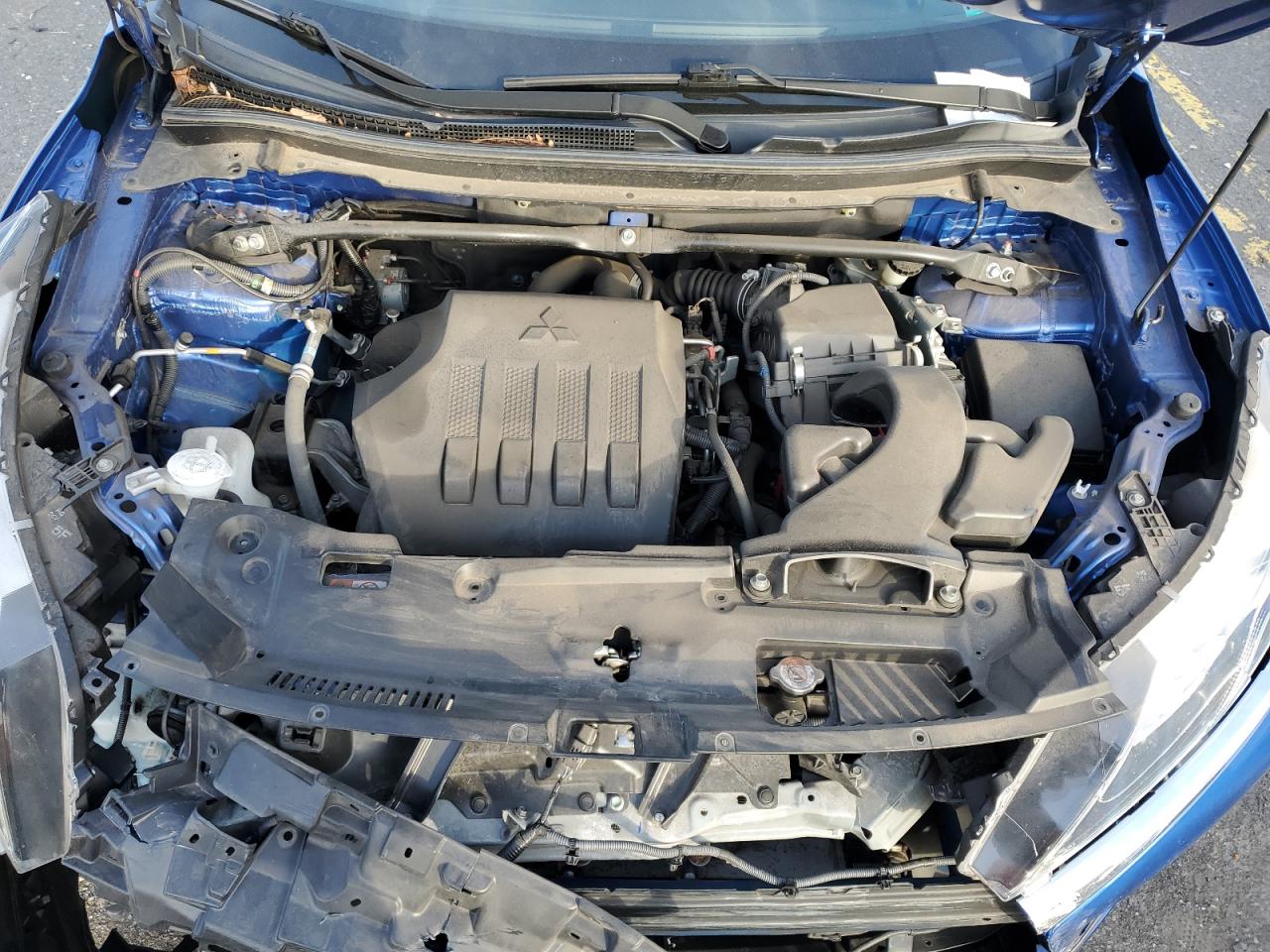 2019 Mitsubishi Eclipse - Image 12