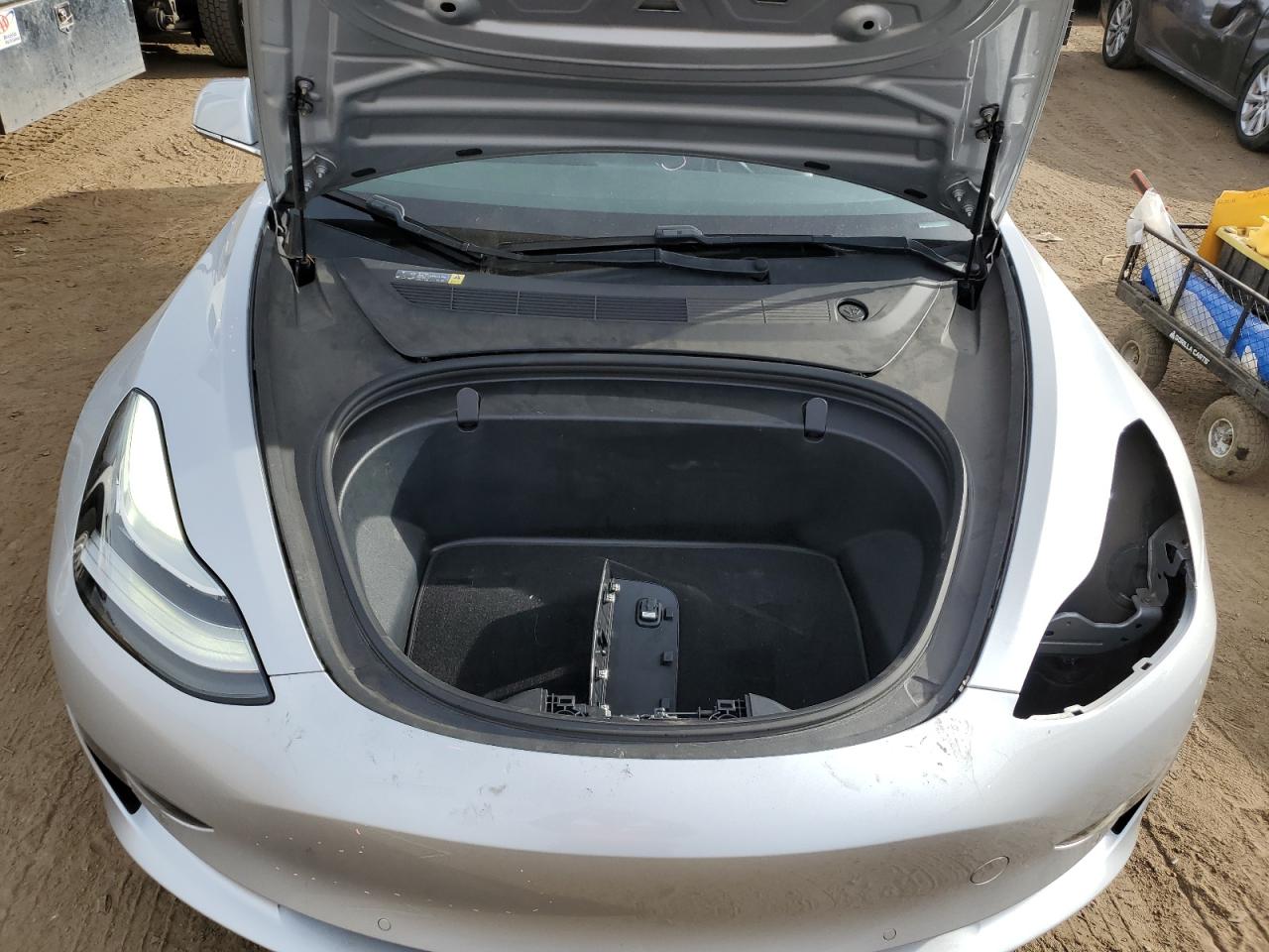 VIN 5YJ3E1EA8JF060956 2018 TESLA MODEL 3 no.11