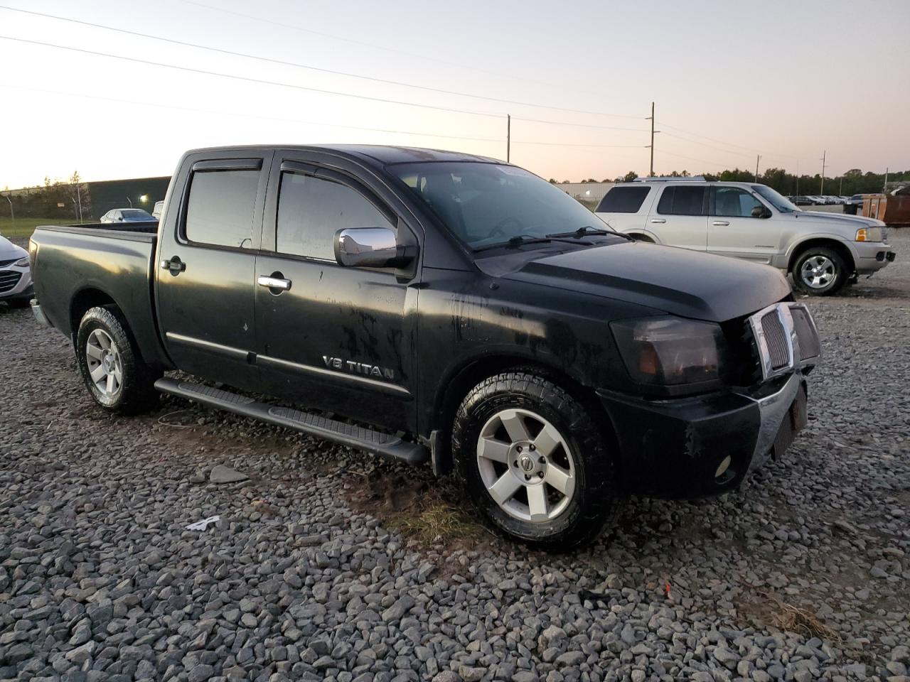 2005 Nissan Titan - Image 4