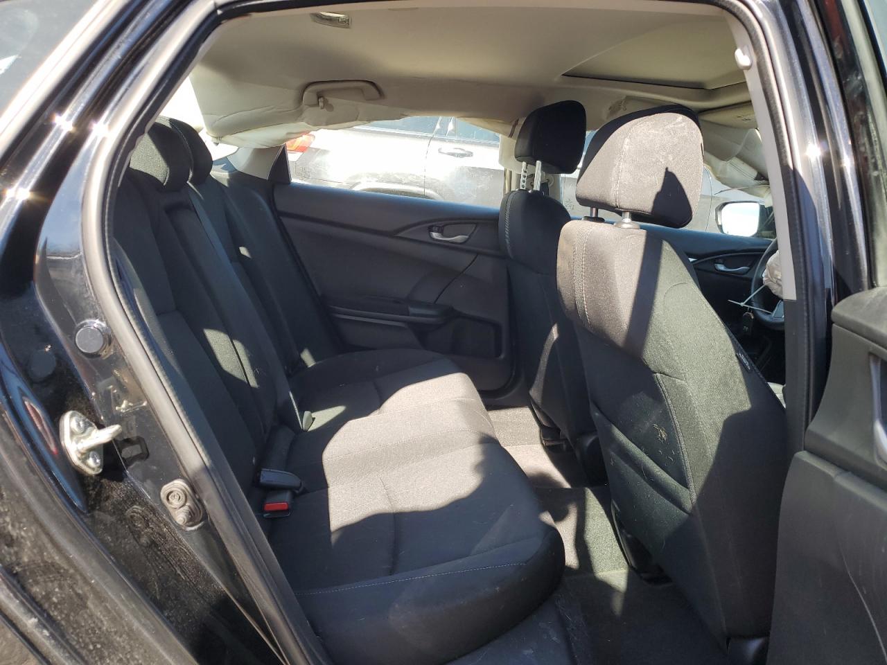 2016 Honda Civic - Image 10