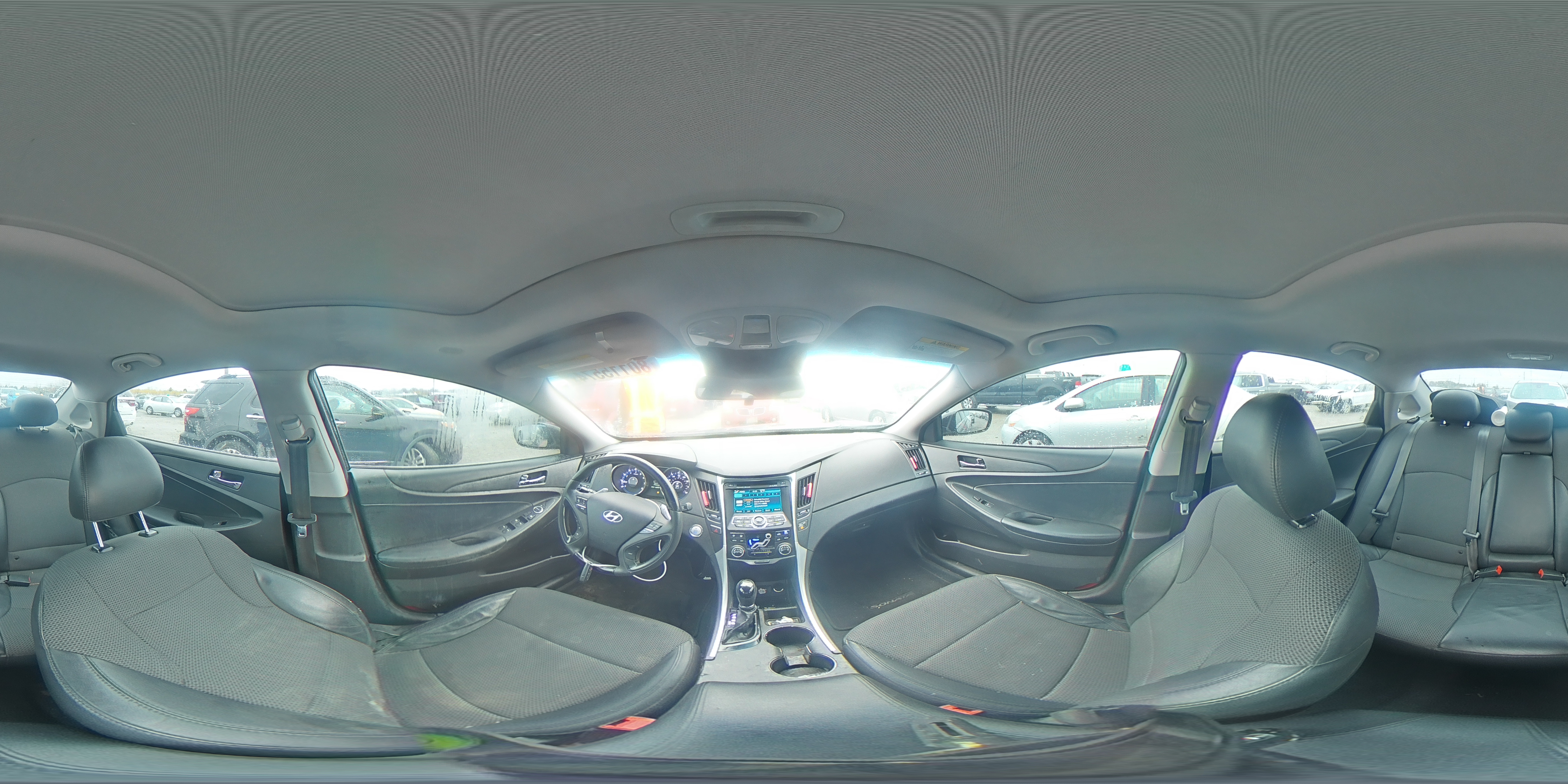 2011 Hyundai Sonata - Image 12