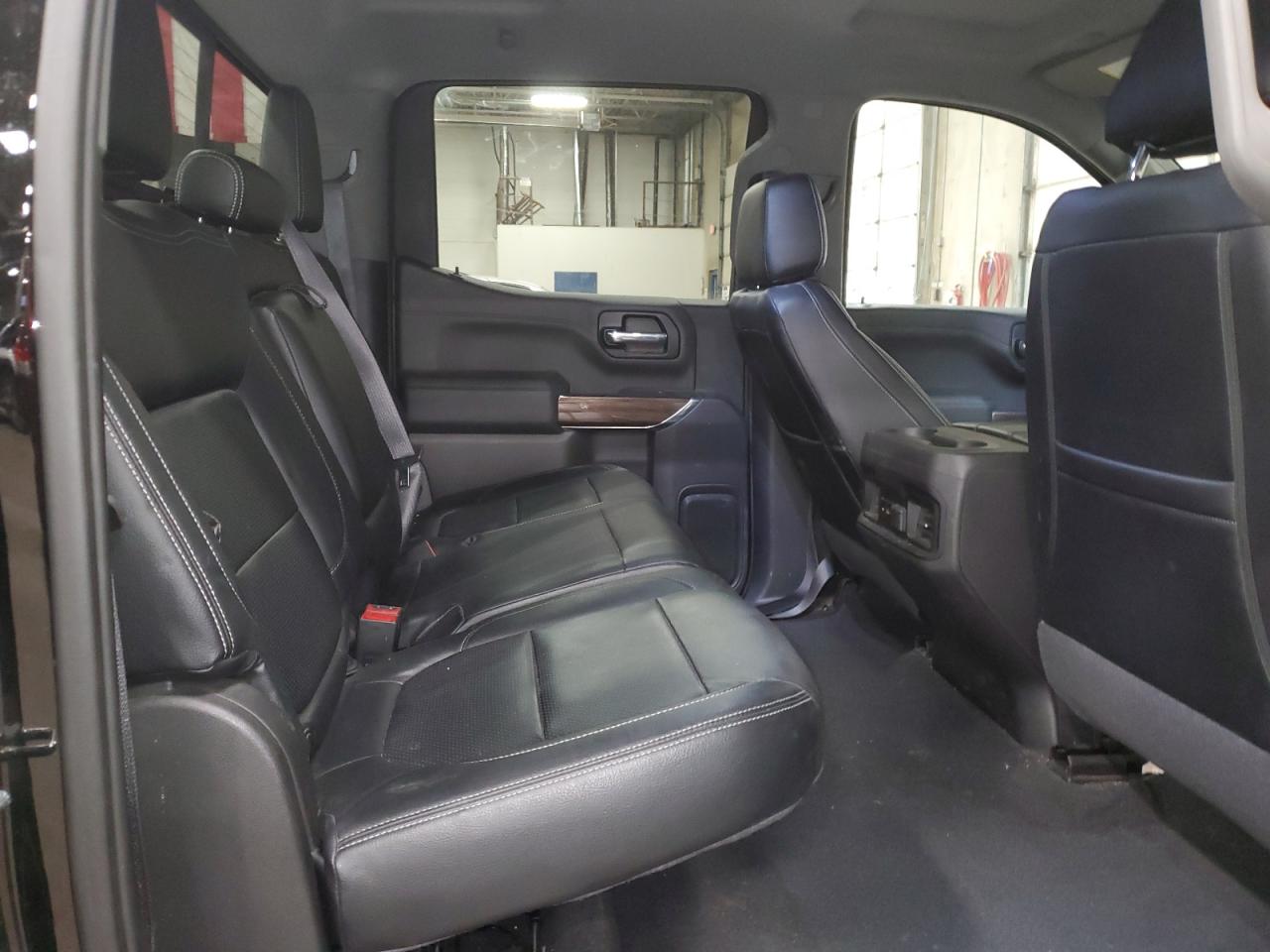 2019 Chevrolet Silverado - Image 10