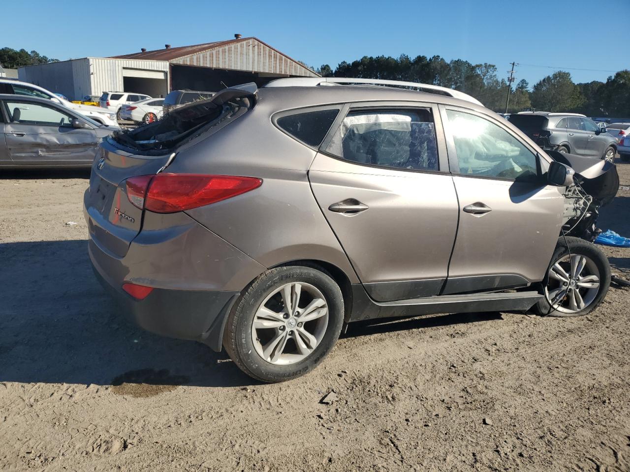 2012 Hyundai Tucson - Image 3