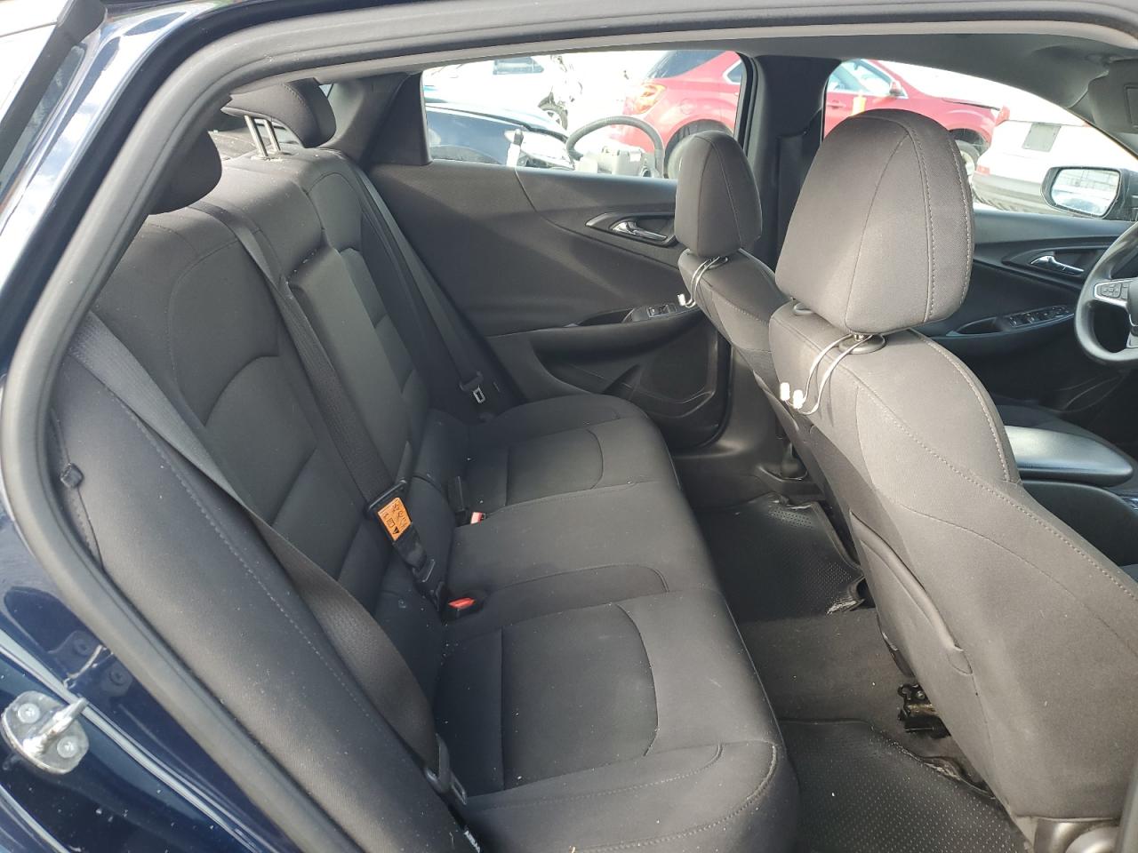 2017 Chevrolet Malibu - Image 10