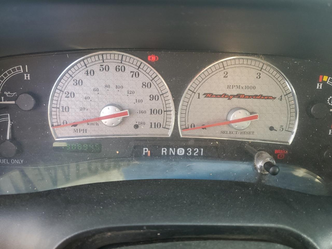 2004 Ford F250 - Image 9