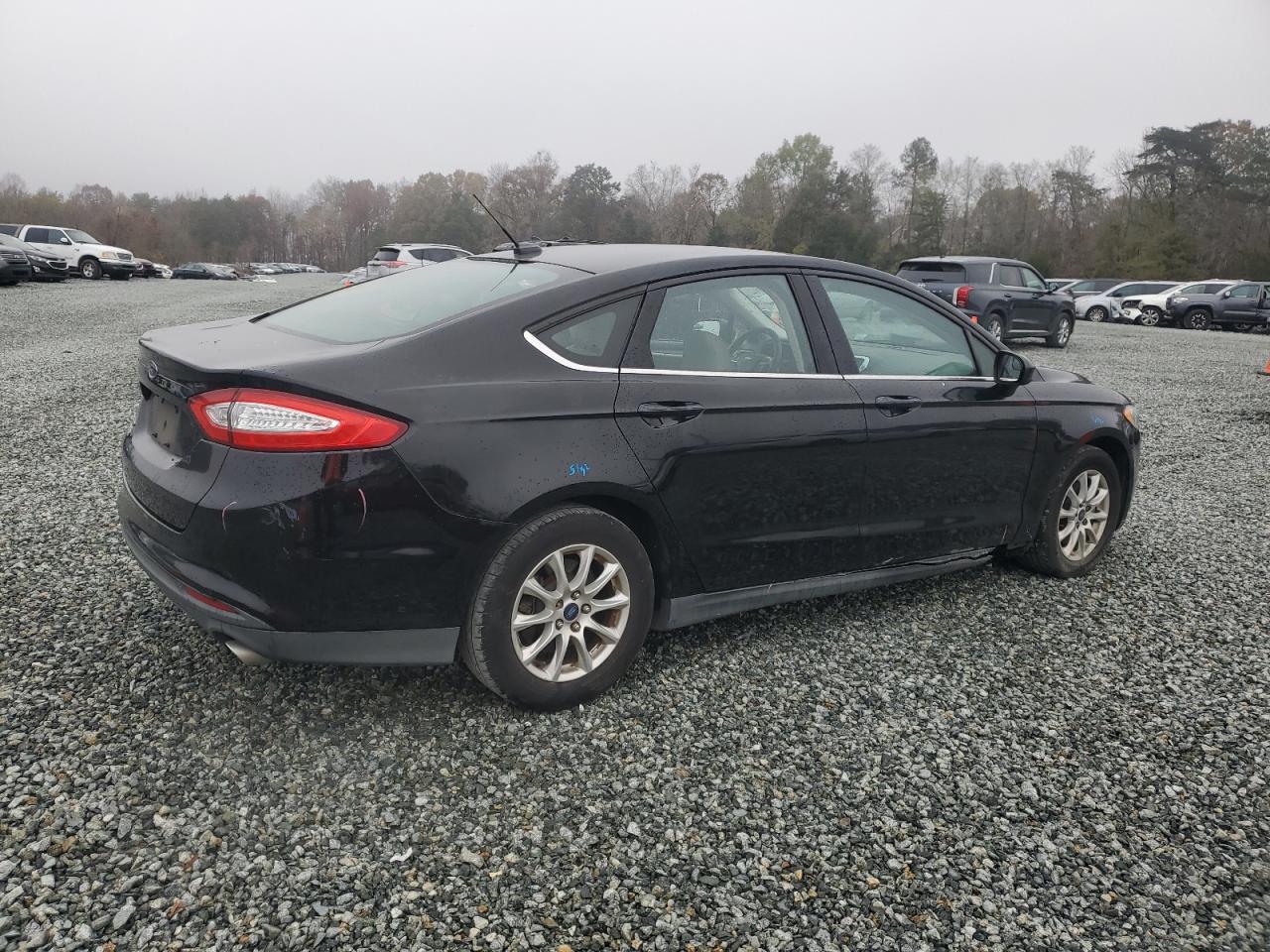 2016 Ford Fusion - Image 3