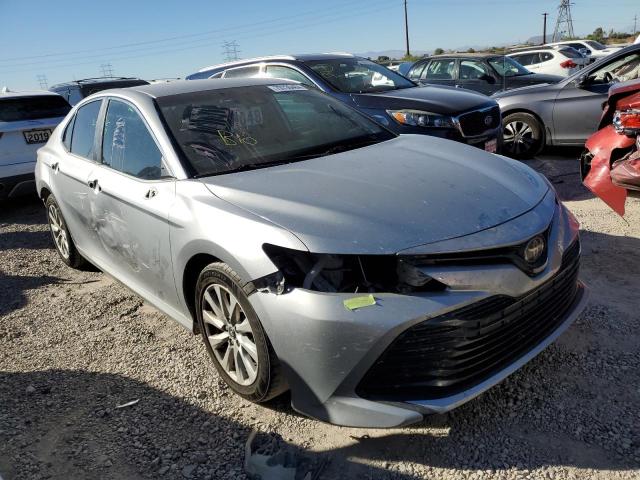  TOYOTA CAMRY 2019 Сріблястий