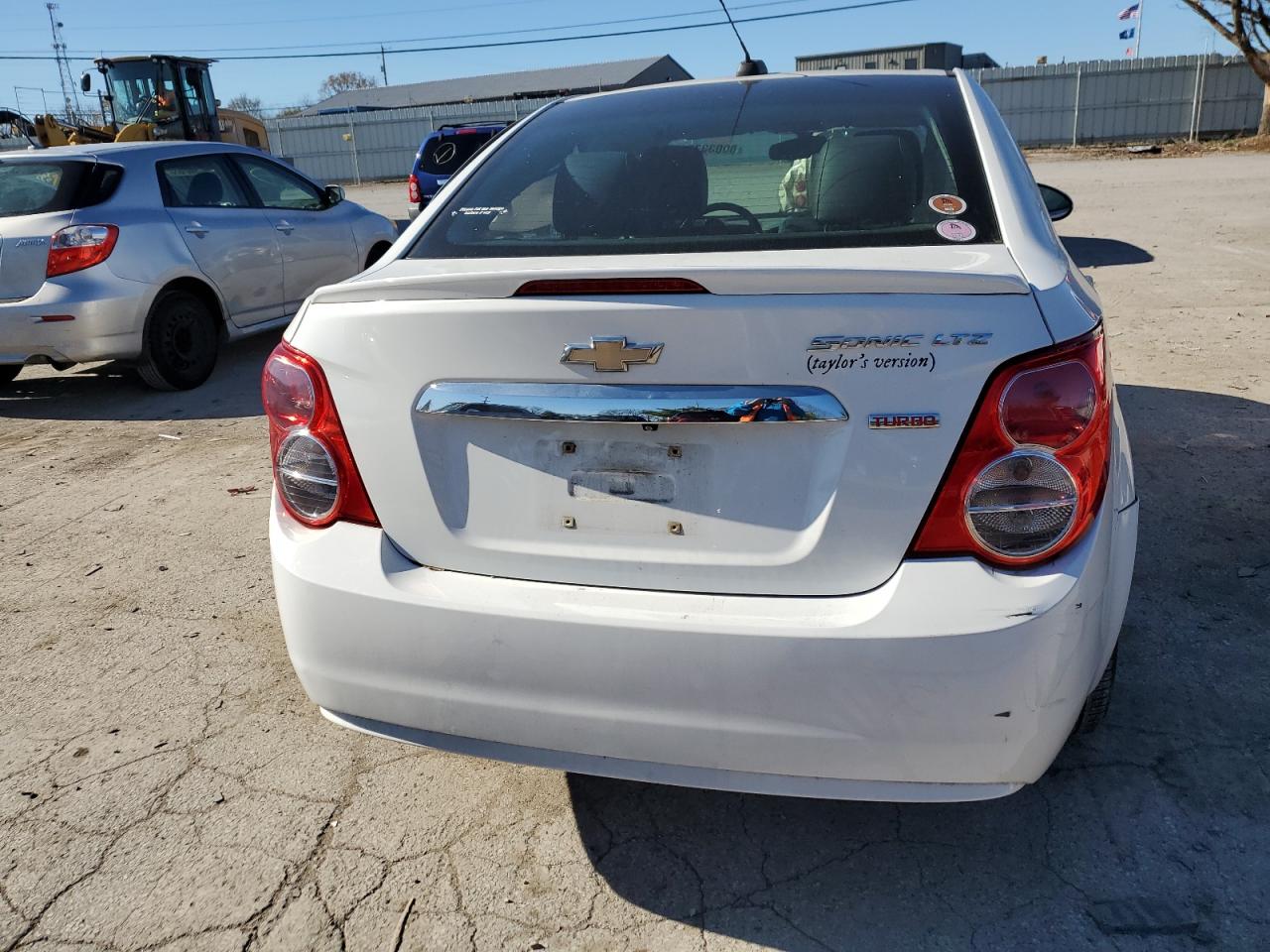 VIN 1G1JE5SB2G4123067 2016 CHEVROLET SONIC no.6