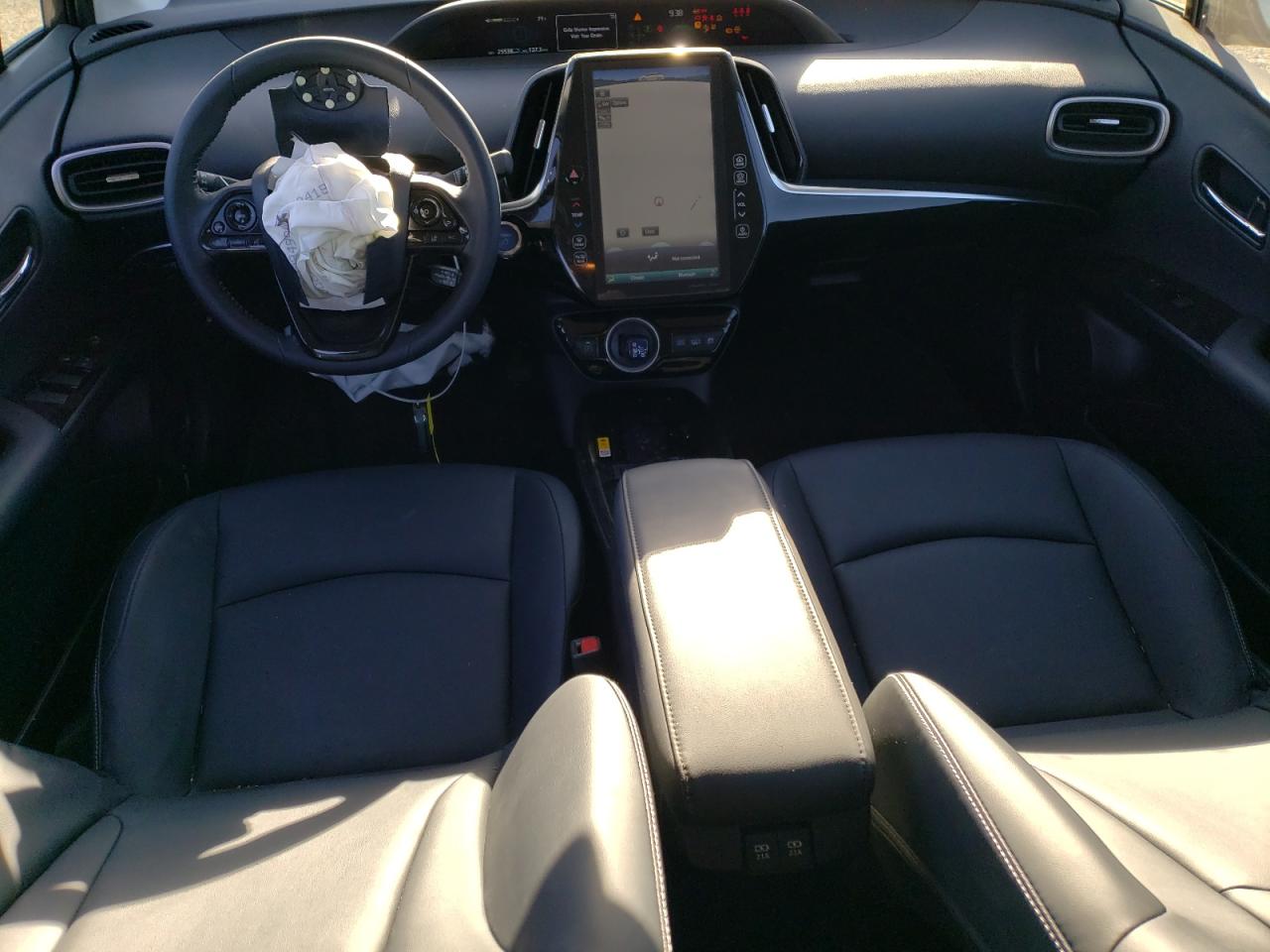 2022 Toyota Prius - Image 8