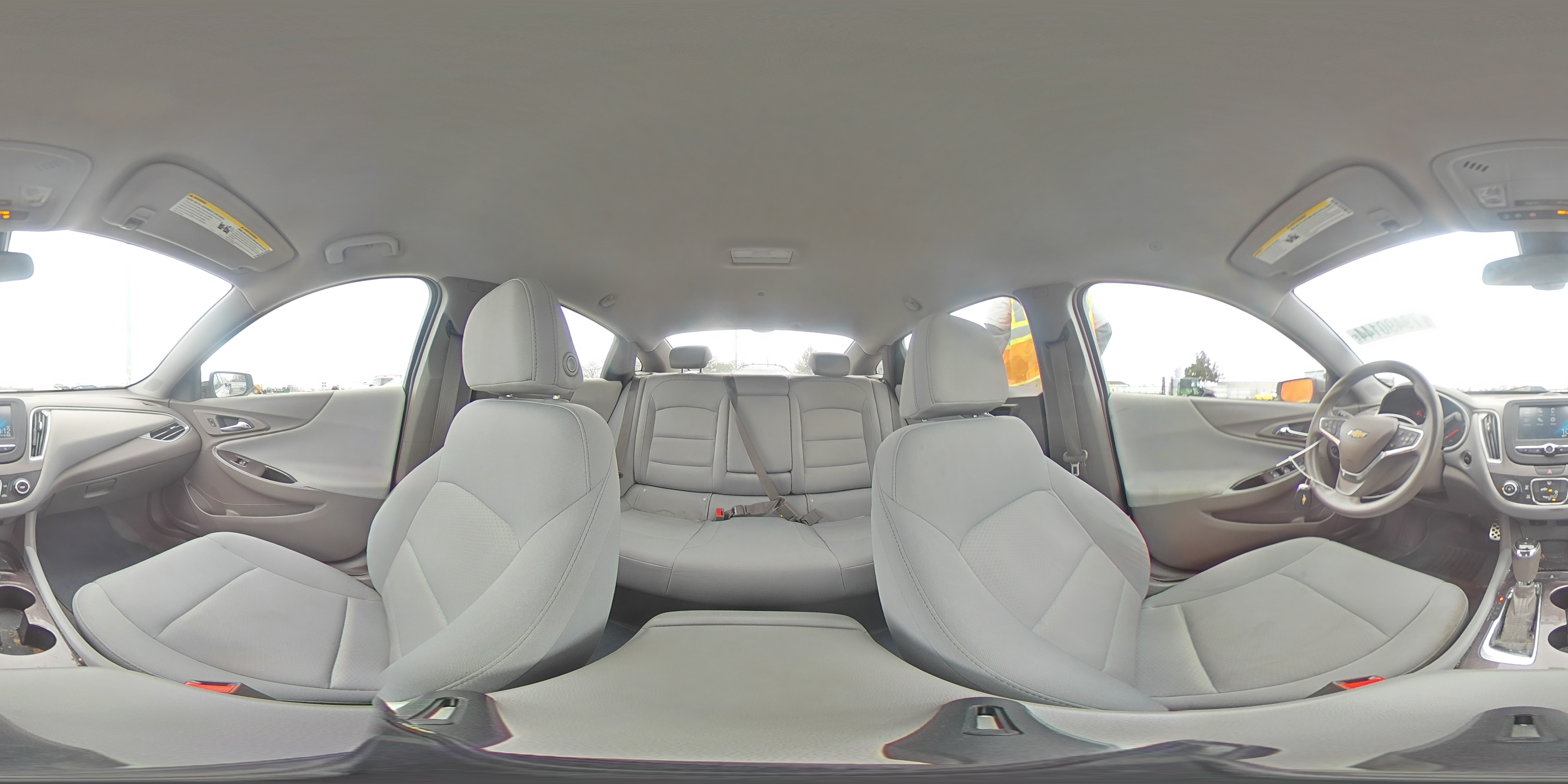 2017 Chevrolet Malibu - Image 12
