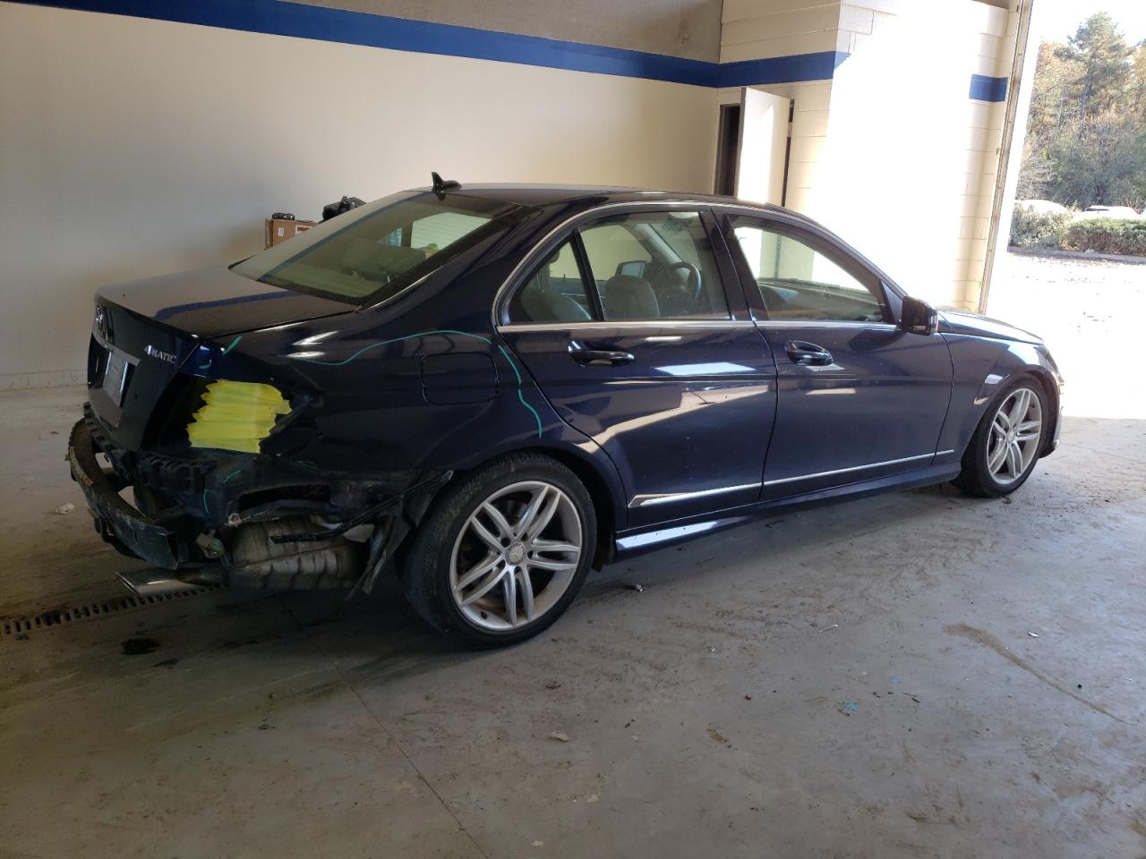 VIN WDDGF8AB3DR265529 2013 MERCEDES-BENZ C-CLASS no.3