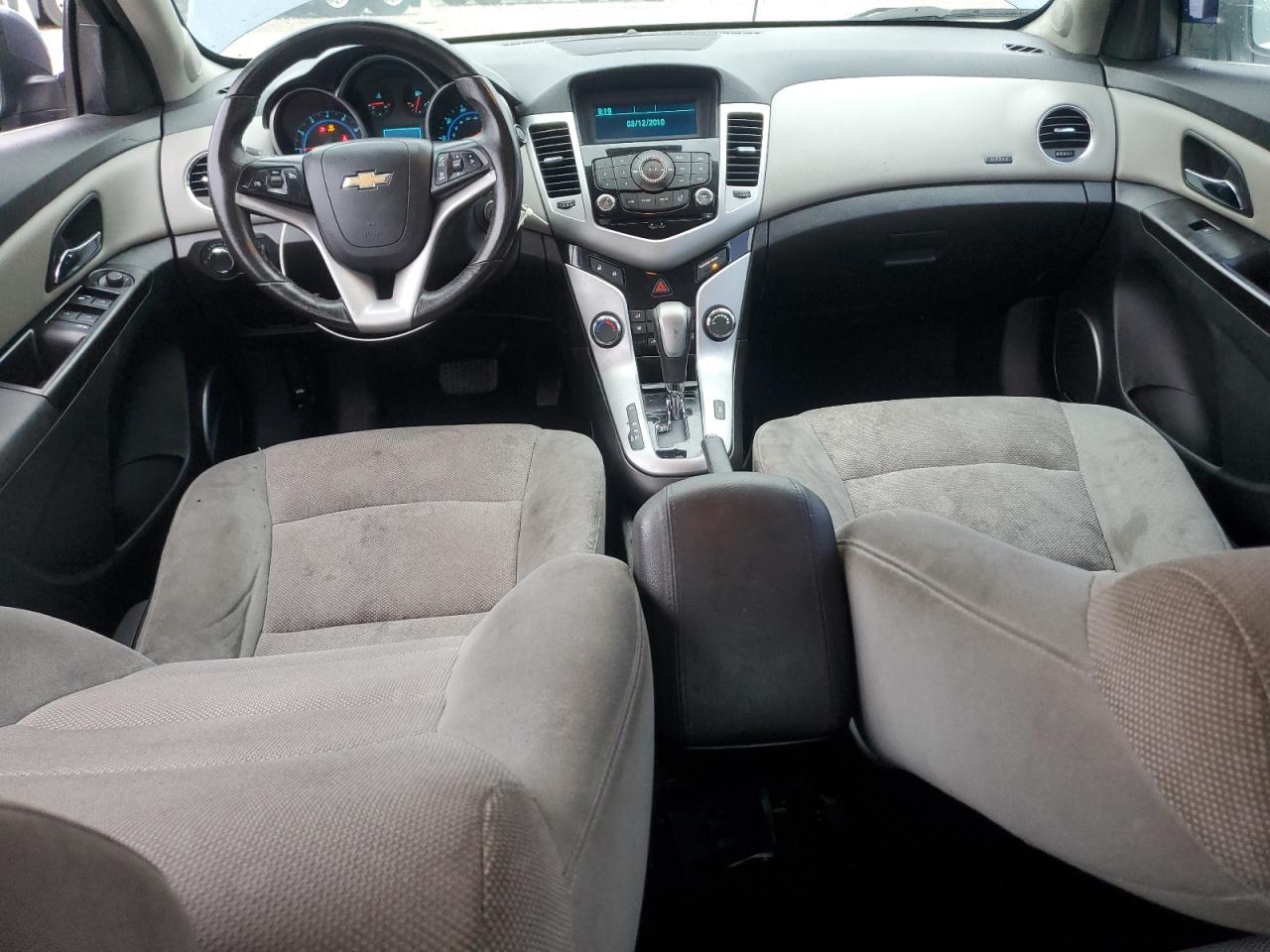 2014 Chevrolet Cruze - Image 8