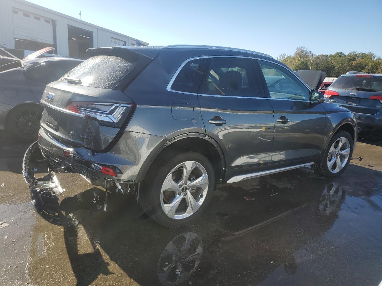 2023 Audi Q5 - Image 3