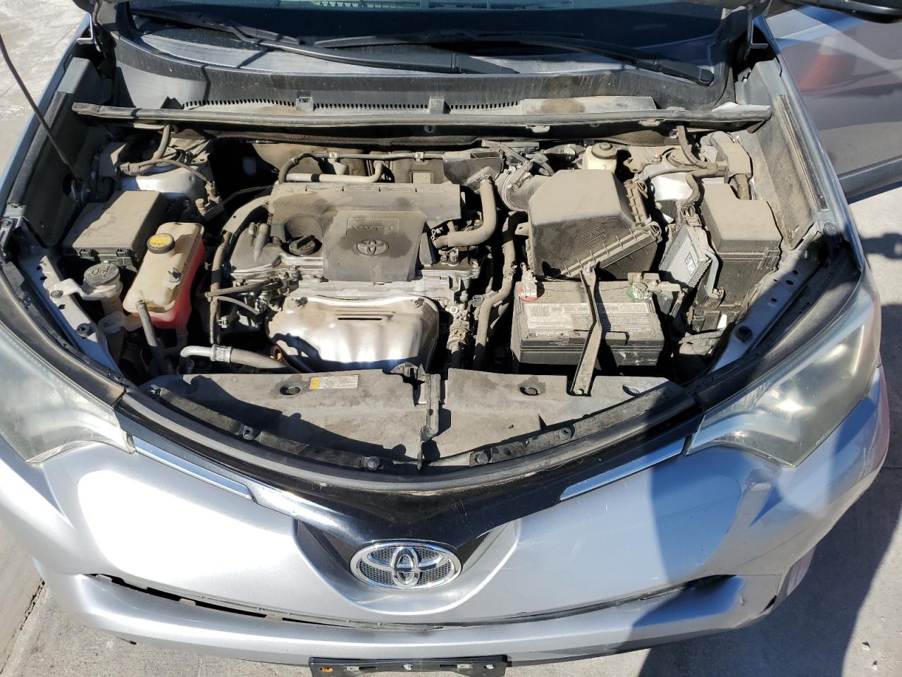 VIN 2T3ZFREV9GW310183 2016 TOYOTA RAV4 no.11