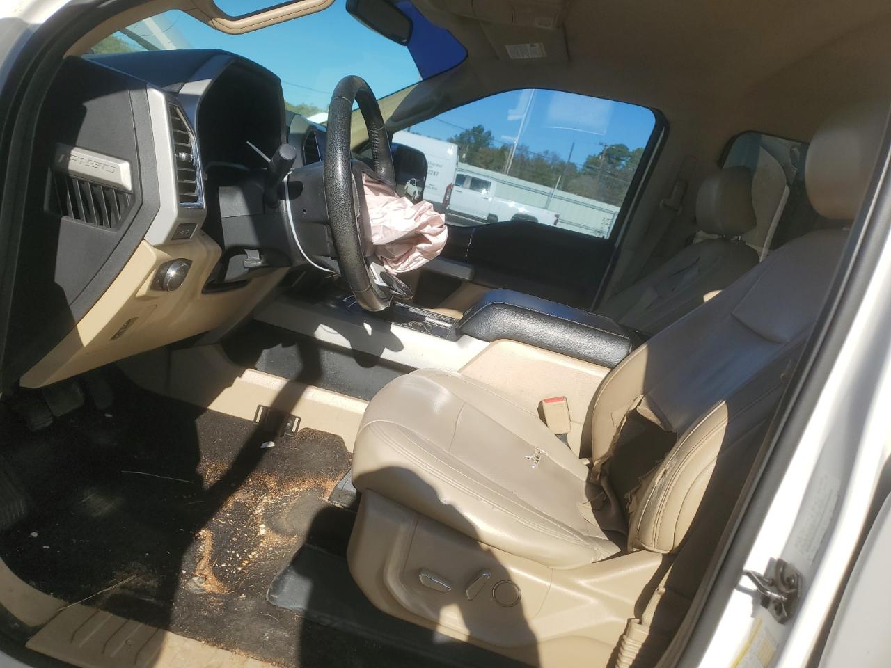 2015 Ford F-150 - Image 7