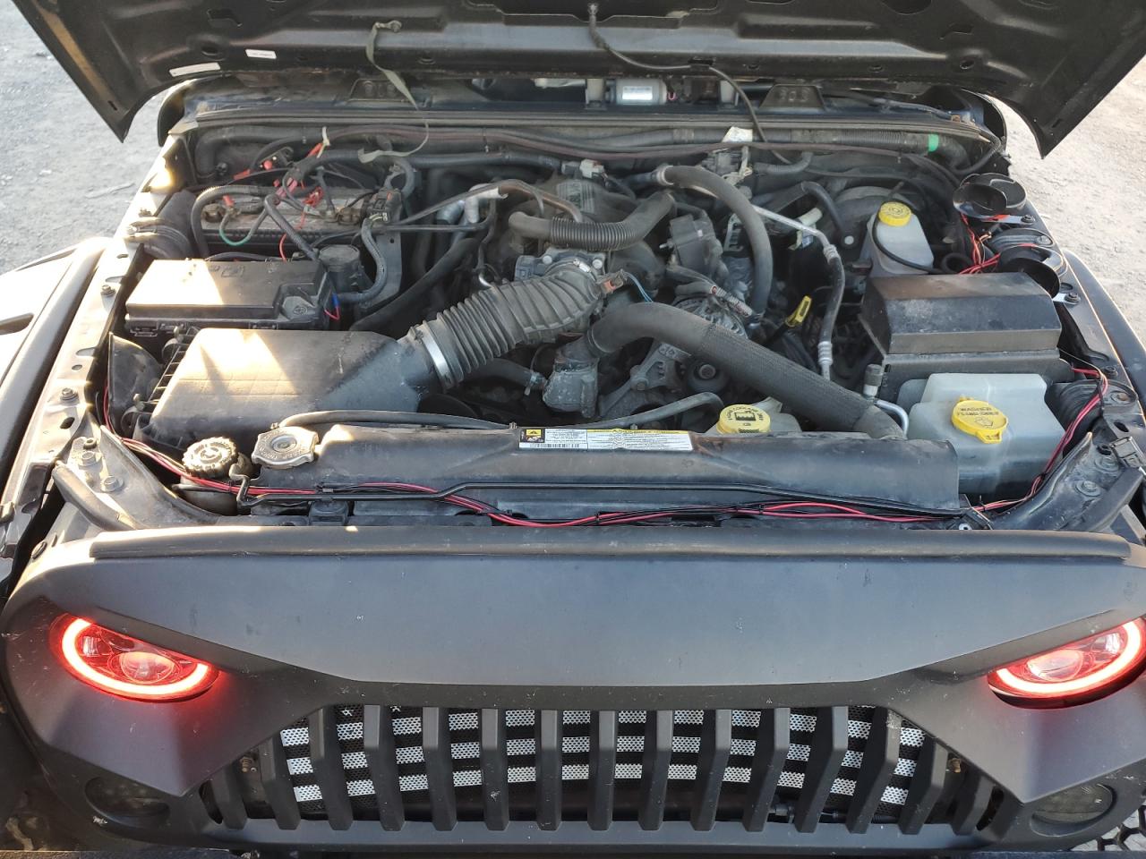 2008 Jeep Wrangler - Image 11