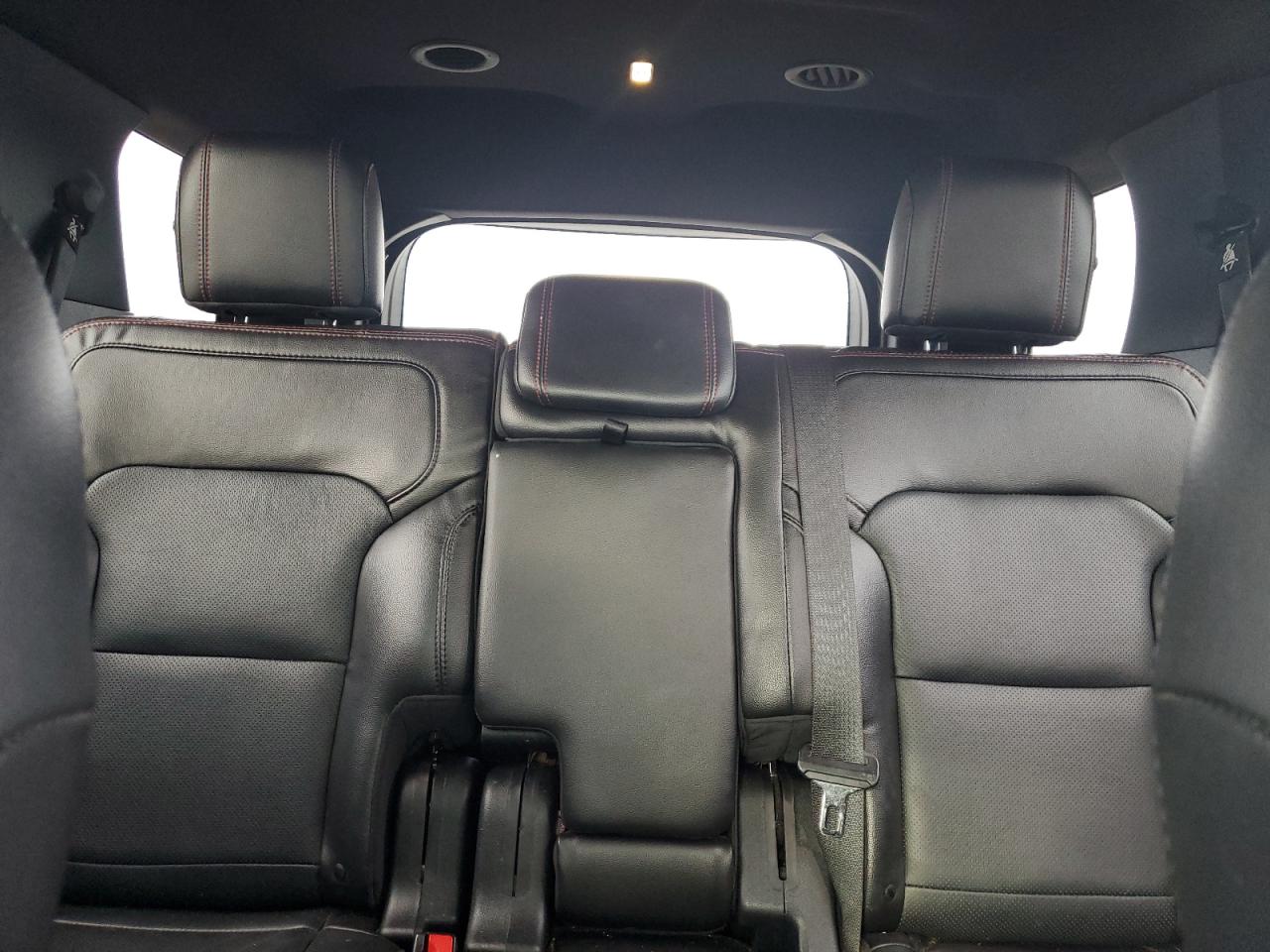 2018 Ford Explorer - Image 10