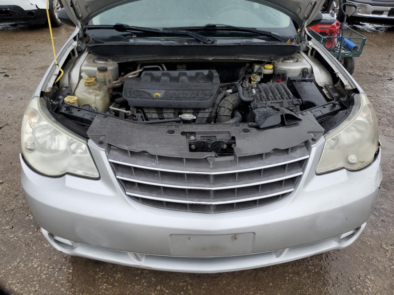 2010 Chrysler Sebring Touring VIN: 1C3CC4FB5AN121135 Lot: 81127464