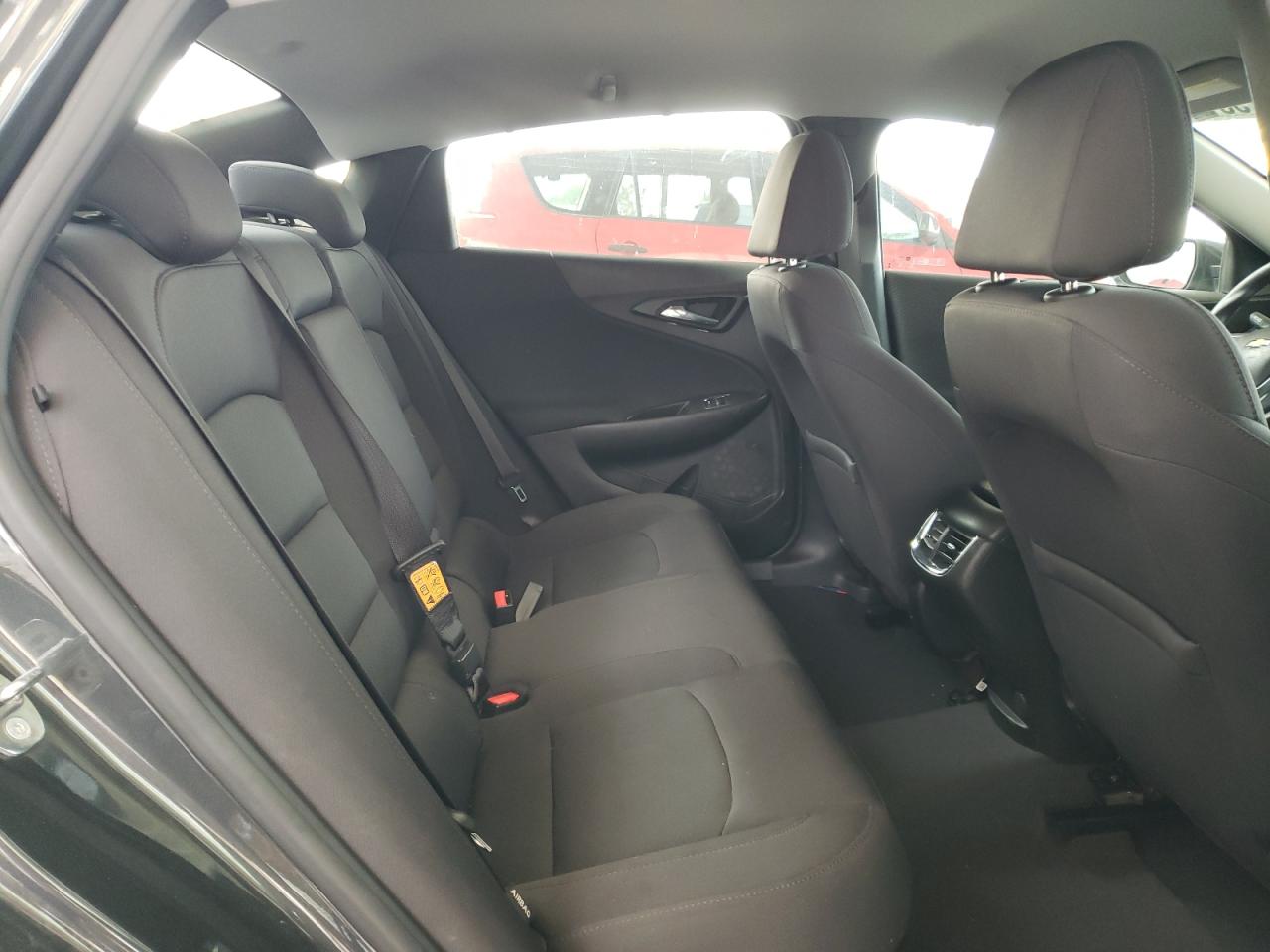 2017 Chevrolet Malibu - Image 10