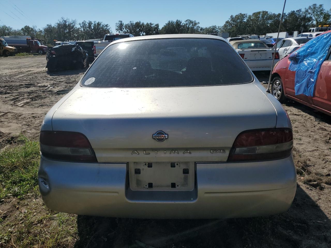1996 Nissan Altima Xe VIN: 1N4BU31D0TC157956 Lot: 80838464