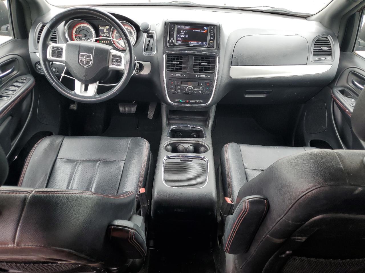2018 Dodge Caravan - Image 8