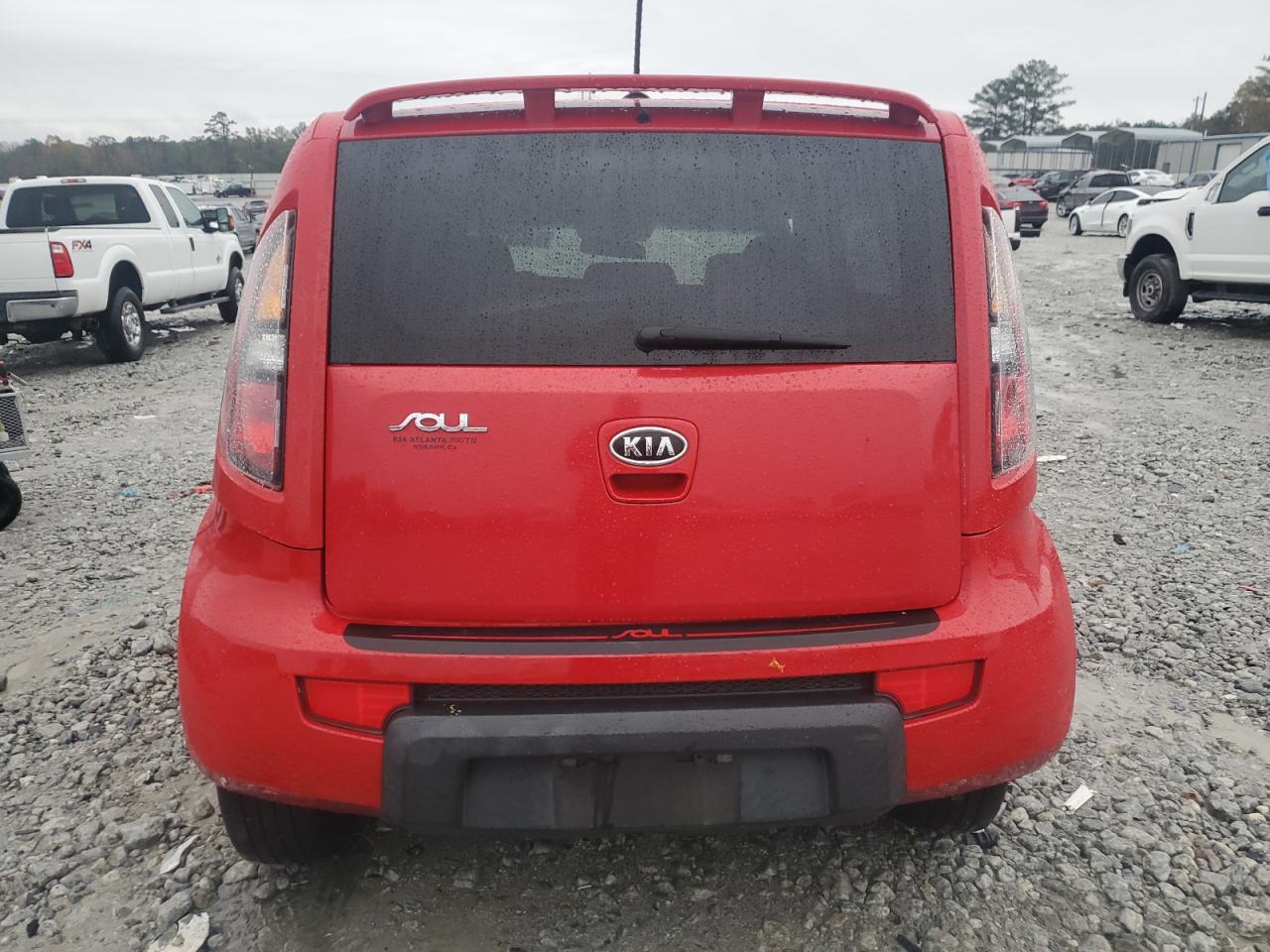 2011 Kia Soul + VIN: KNDJT2A21B7203982 Lot: 81373754