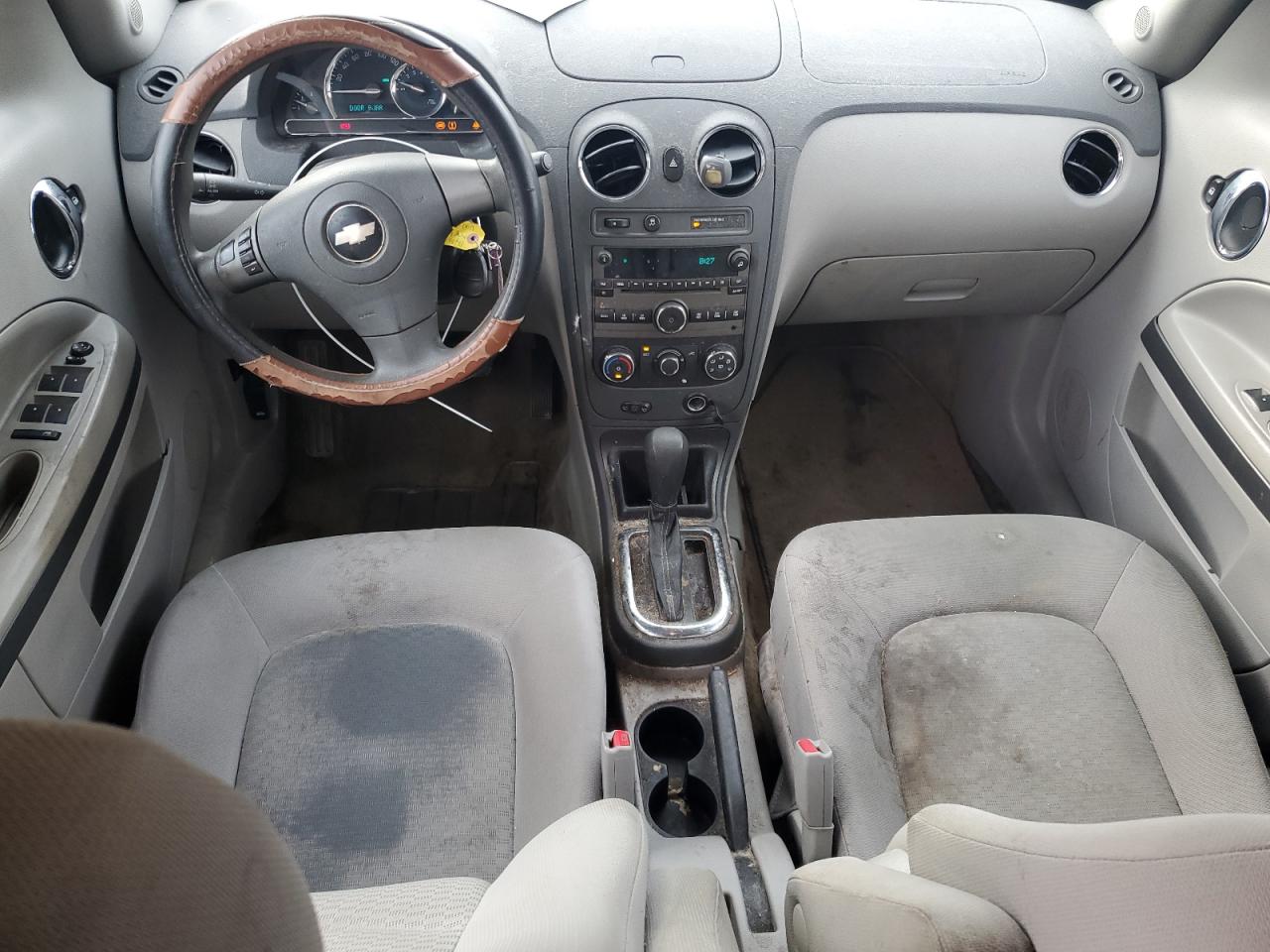 2010 Chevrolet HHR - Image 8