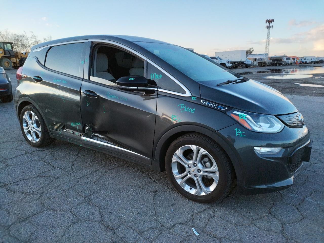 VIN 1G1FY6S09L4149810 2020 CHEVROLET BOLT no.4