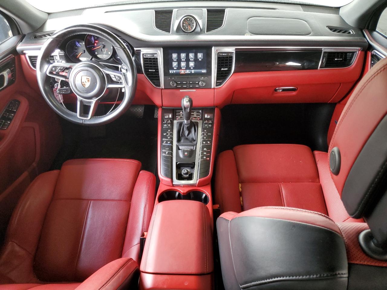 2017 Porsche Macan - Image 8