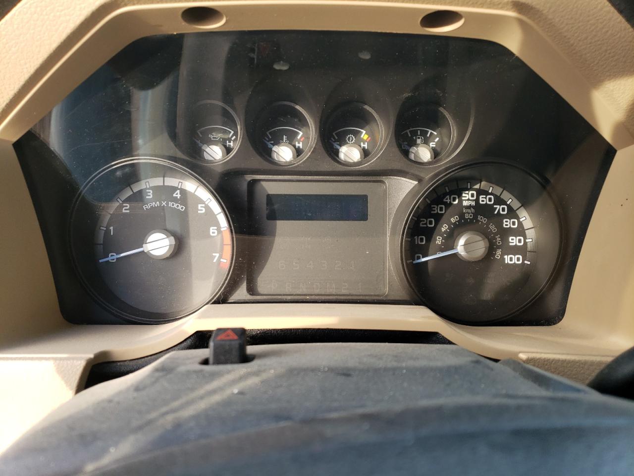 2011 Ford F250 - Image 9