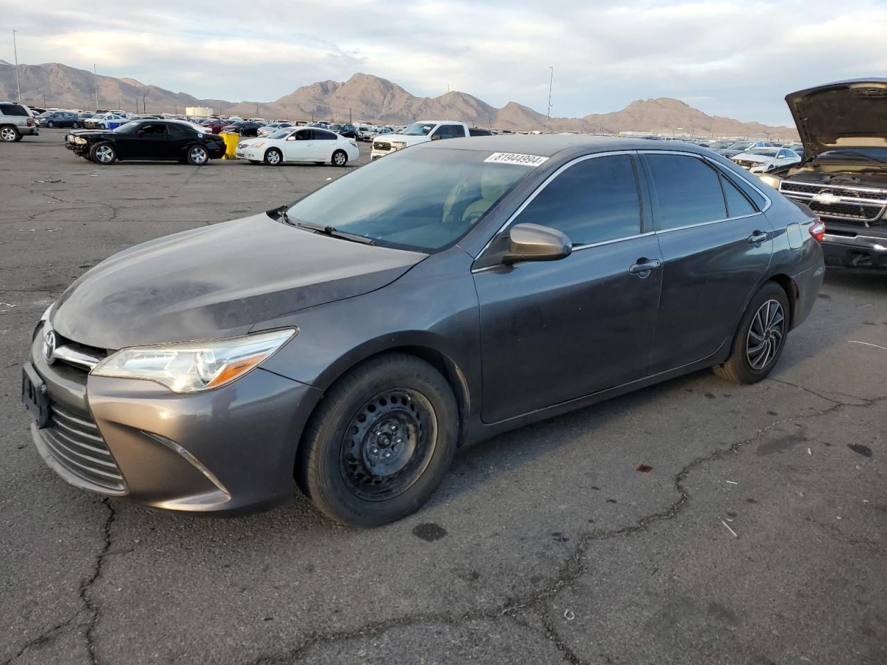 VIN 4T1BF1FKXGU137077 2016 TOYOTA CAMRY no.1