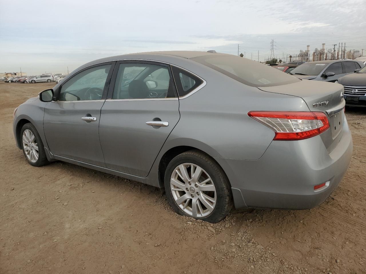 2013 Nissan Sentra - Image 2