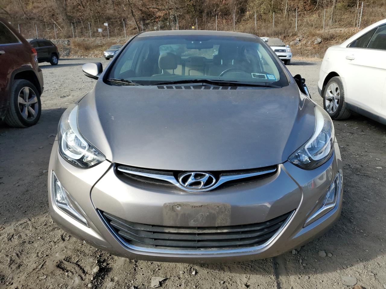 2016 Hyundai Elantra - Image 5