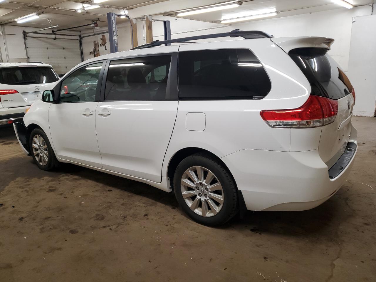 2014 Toyota Sienna Le VIN: 5TDJK3DC9ES074297 Lot: 80859924