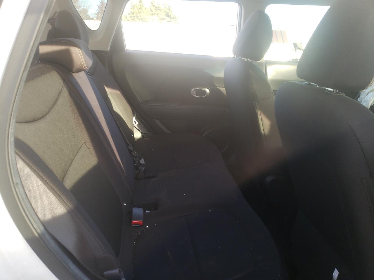 2016 Kia Soul - Image 10