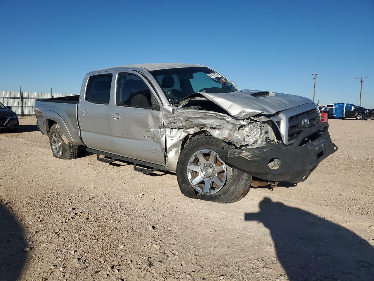 2010 Toyota Tacoma - Image 4