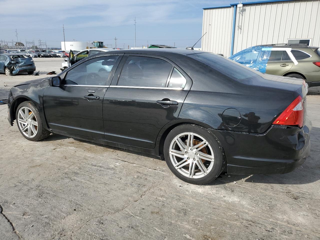 2011 Ford Fusion - Image 2
