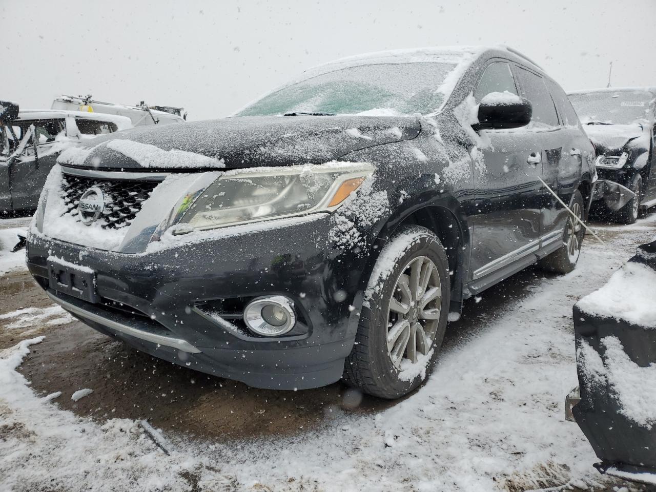 2014 Nissan Pathfinder - Image 1