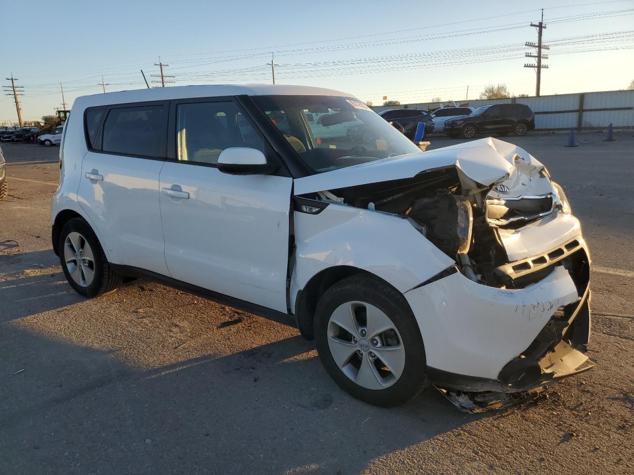 VIN KNDJN2A27E7063404 2014 KIA SOUL no.4