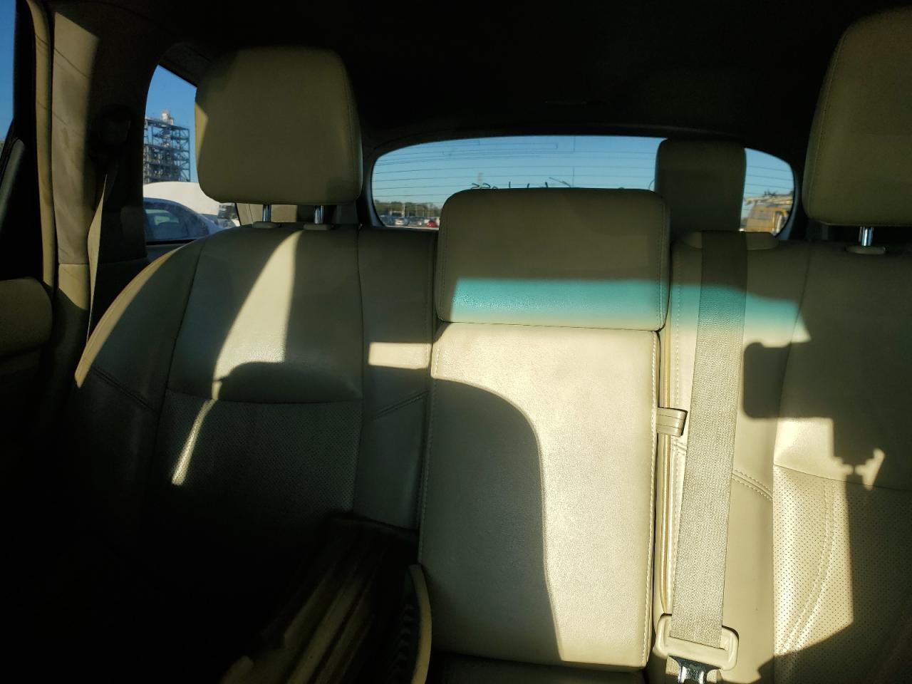2013 Infiniti JX - Image 10