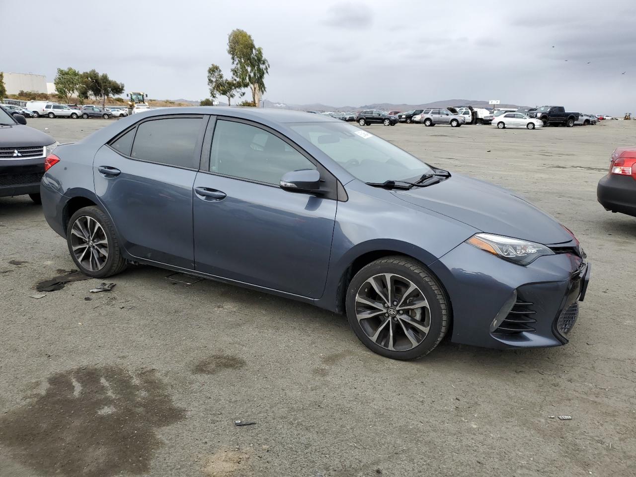 VIN 5YFBURHEXHP629462 2017 TOYOTA COROLLA no.4