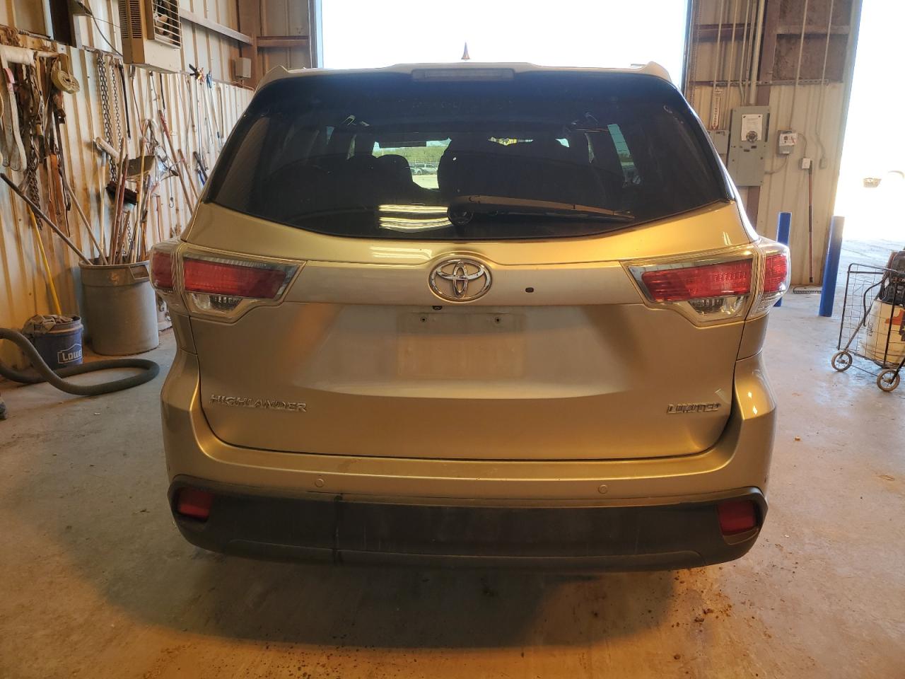 2014 Toyota Highlander - Image 6
