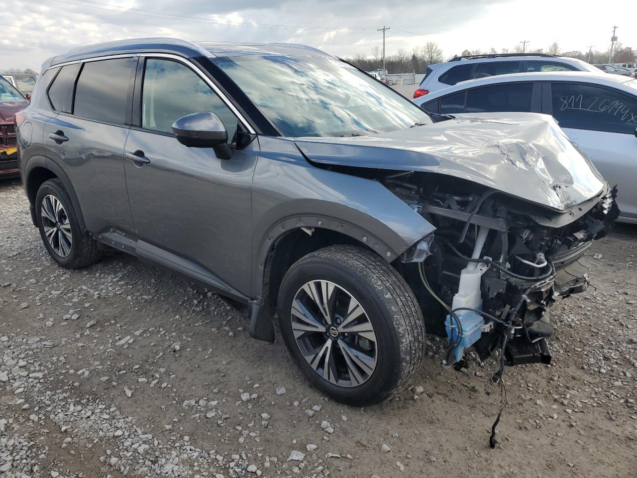 2021 Nissan Rogue - Image 4