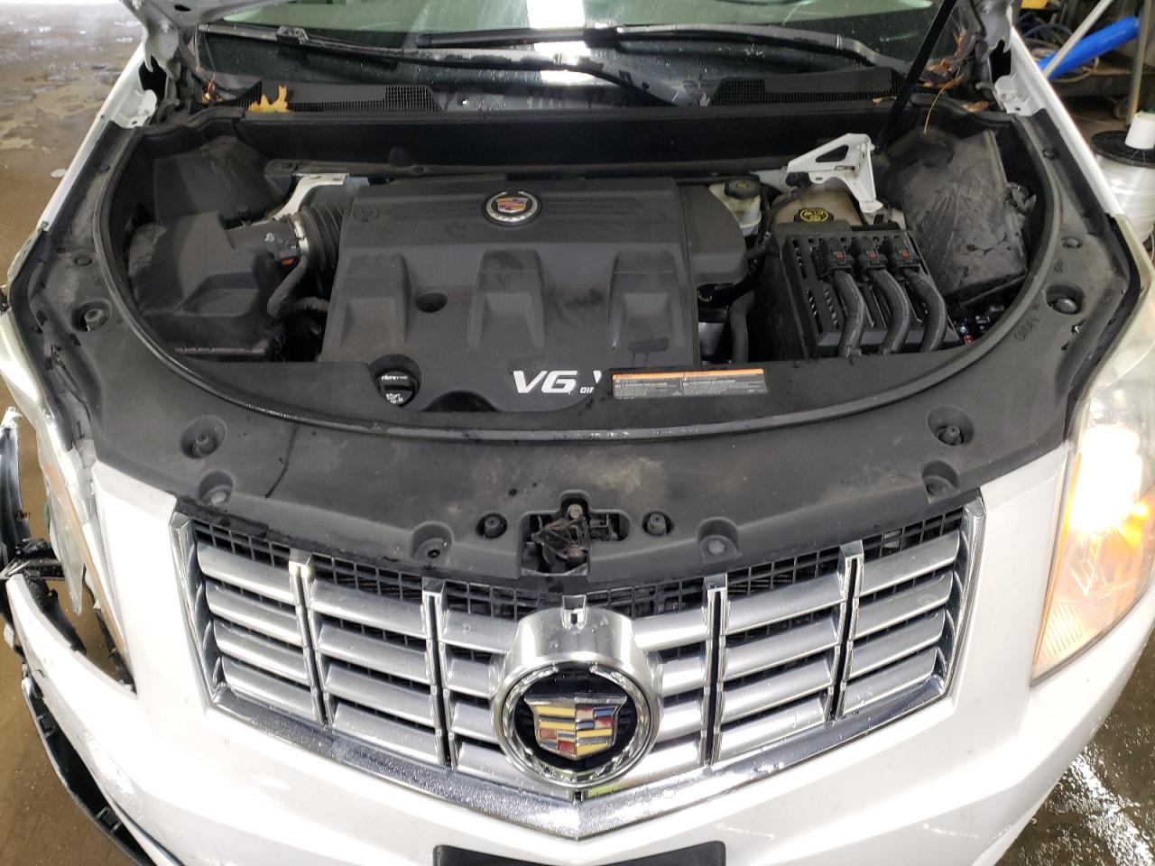 2014 Cadillac SRX - Image 11