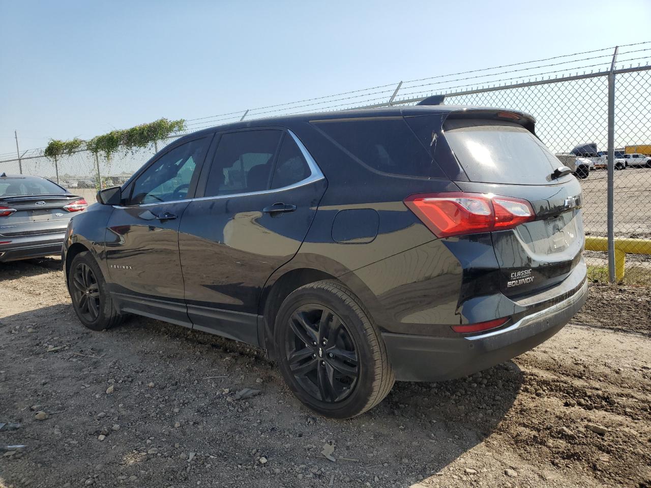 2021 Chevrolet Equinox - Image 2
